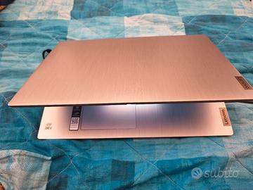 pc portatile lenovo 