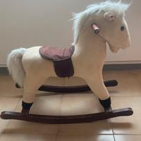 Cavallo a dondolo