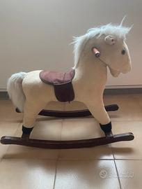 Cavallo a dondolo