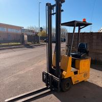 Carrello elevatore muletto elettrico OM E8N