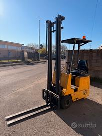 Carrello elevatore muletto elettrico OM E8N