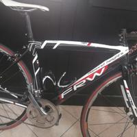 bici da corsa carbonio