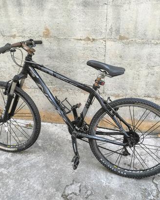 Mountain bike 