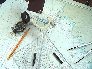 Carteggio nautico per patente entro ed oltre le 12