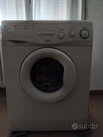 Lavatrice Whirlpool 5kg.