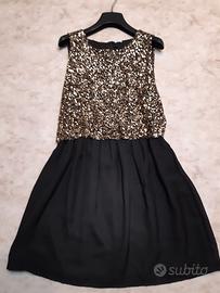 Vestito nero con paillettes oro