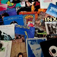 vari 45 giri di cantanti stranieri