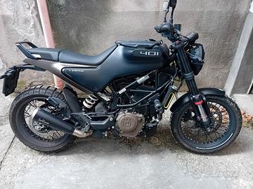 Husqvarna Svartpilen 401 - 2022