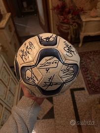 pallone autografato 2005/2006