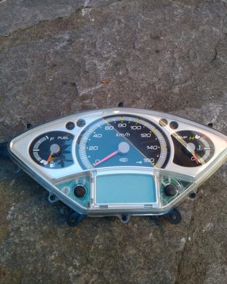 Strumentazione Yamaha xmax 250