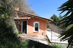 CASA INDIPENDENTE A LEIVI