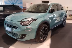 FIAT 600 1.2 Hybrid 110cv La Prima II