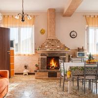 Villa esclusiva tra etna e mare con area giochi