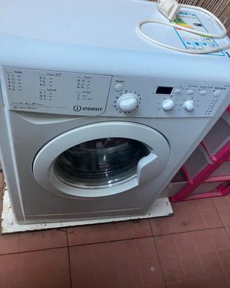 Lavatrice indesit 4 kg