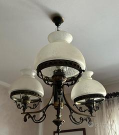 Lampadario vintage in ottone
