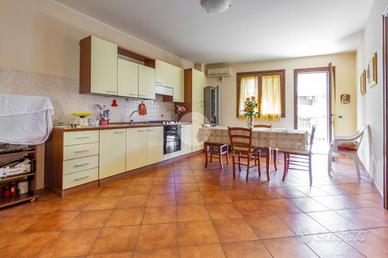 2 LOCALI A VILLABATE
