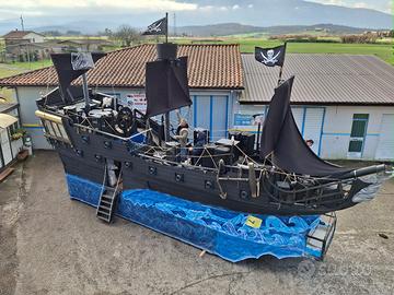 Carro allegorico "La Perla Nera" tema pirati