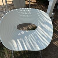 Poltroncine Vitra RonArad Tom Vac  bianche