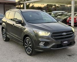 Ford Kuga 1.5 TDCI 120 CV S&S 2WD ST-Line
