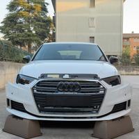 Paraurti anteriore bianco Audi A3 Sportback 8V