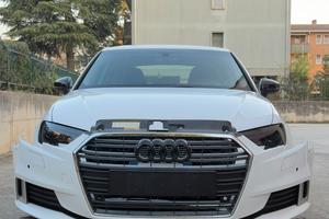 Paraurti anteriore bianco Audi A3 Sportback 8V