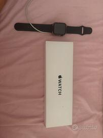 apple whatch SE (seconda generazione)