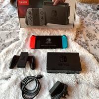 Nintendo Switch V1 2017 + SD 128GB