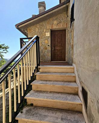 Appartamento con ingresso indipendente - Montor...