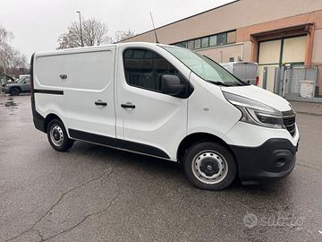 Renault Trafic 2.0- 120CVEURO 6D TEMP 3 POSTI