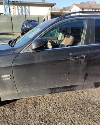 Porta anteriore sx nuda BMW 330 del 2005
