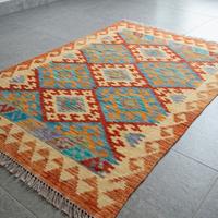 Tappeto kilim fatto a mano 