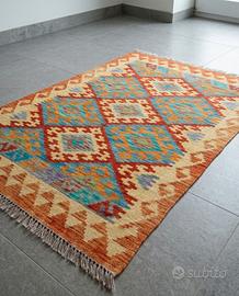 Tappeto kilim fatto a mano 