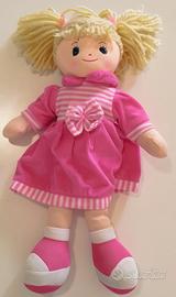 Bambola di pezza per bambini