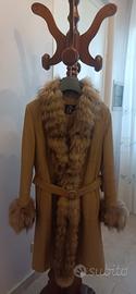 cappotto in pelle beige 