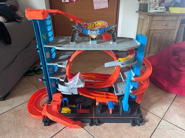 Pista hot wheels squalo