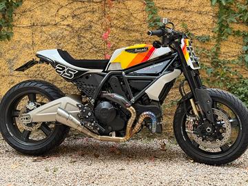 Ducati scrambler short track