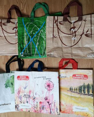 Borse shopper in tessuto e in plastica