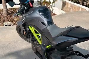 QJ Motor SRK 400 - 2024