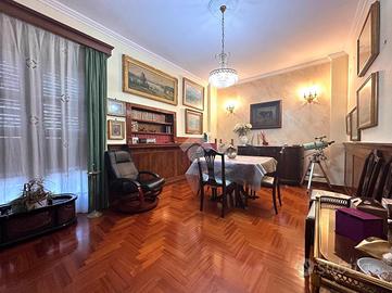 4 LOCALI A TORRE DEL GRECO