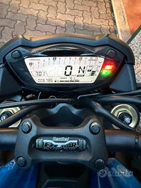 Suzuki gsx s 1000