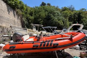 GOMMONE 5 MT CON YAMAHA 40HP 4 TEMPI - PRONTO MARE