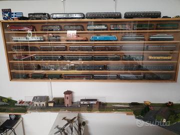 collezione trenini elettrici +plastico