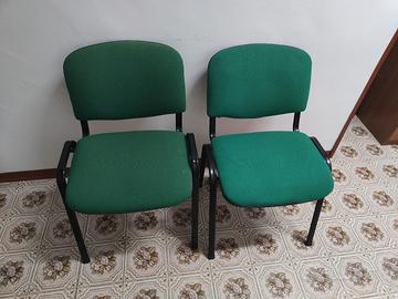2 sedie imbottite d'attesa colore verde