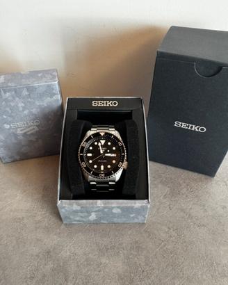 Seiko 5 sport