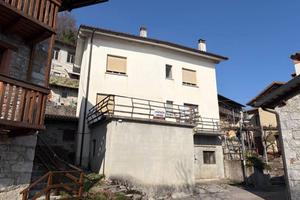 Villa di 164 m² con 4 locali e box auto a Grimacco