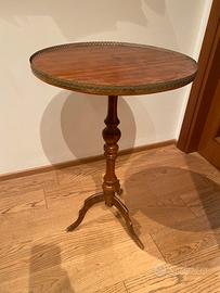 Tavolino tondo (fine '800)