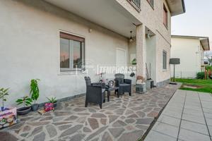 BORGO TICINO - QUADRILOCALE CON GIARDINO E BOX