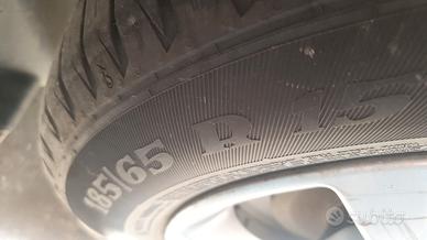 Gomme invernali +gomme estive Opel corsa
