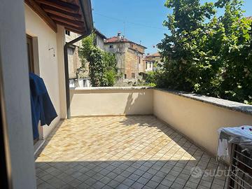 CASA SEMINDIPENDENTE A GAVARDO