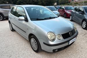 Volkswagen Polo 1.2 B - 2002